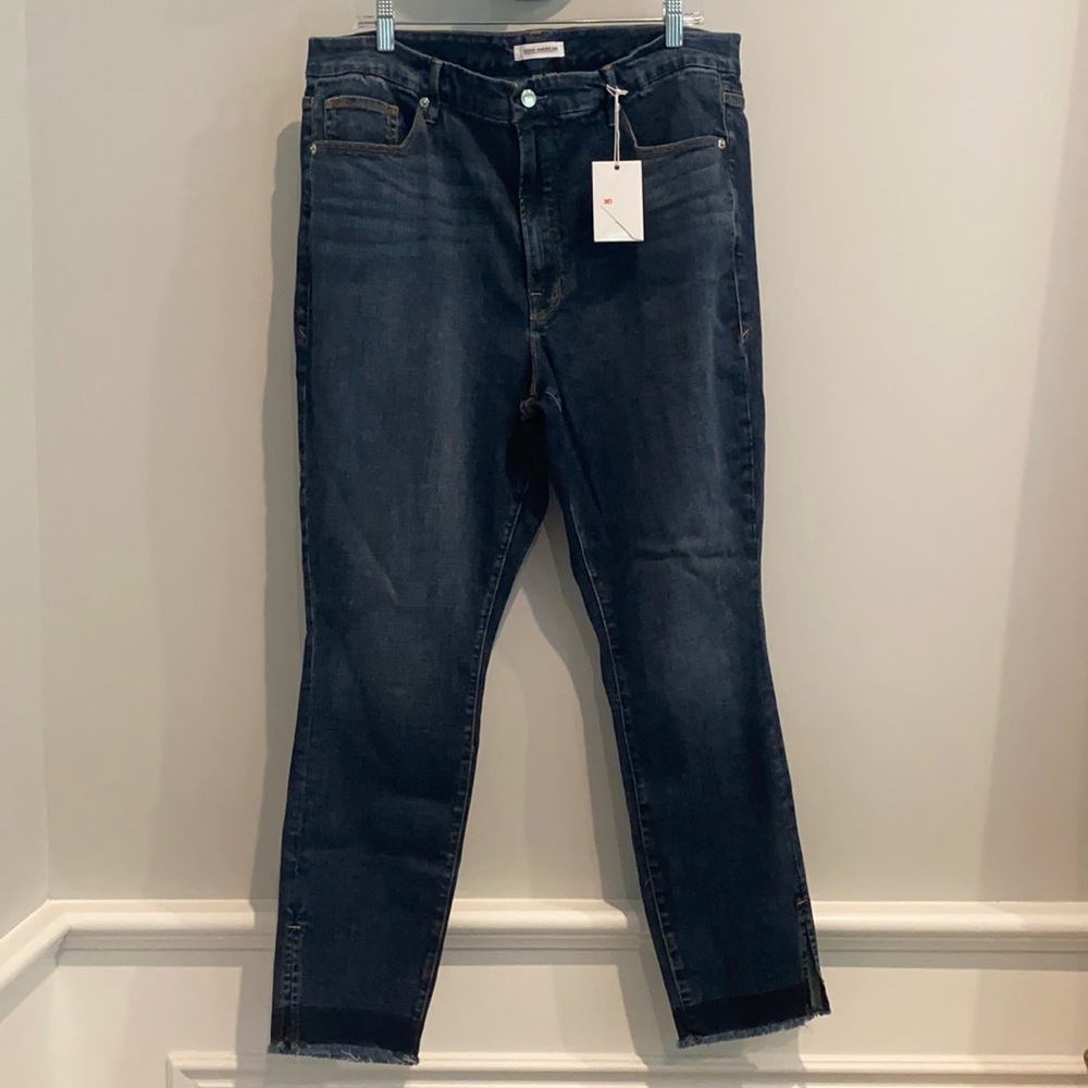 GOOD AMERICAN Good Waist Jeans Size 18
